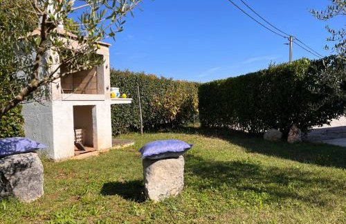 Villa Mirela with a comfortable garden and pool - Foto 22