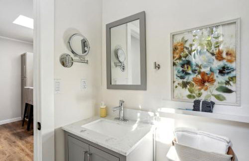 Pet-Friendly Kent Vacation Rental, Walk to Lake! - Foto 18