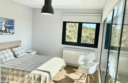 Chalet a estrenar, espectaculares vistas a la montaña - Foto 23