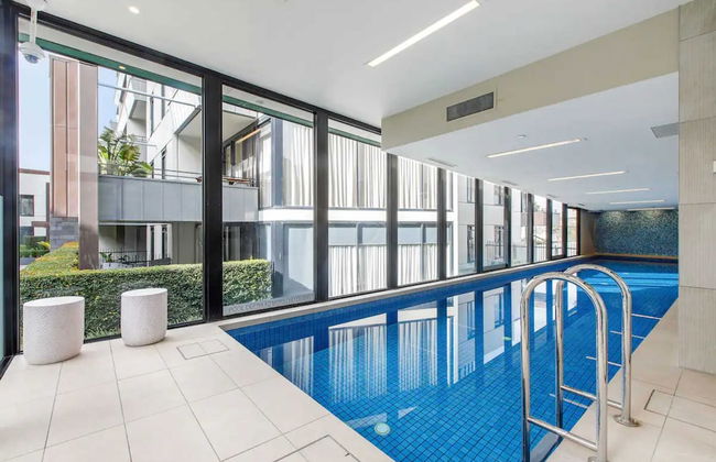 Beautiful 2BR APT With Balcony, Pool and Gym - Foto 17