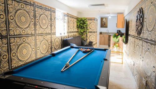 Lux Versace Pad Sleeps 10 Hot Tub, Cinema & Games Room - Foto 5