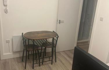 Cosy studio flat in Teddington - Foto 11