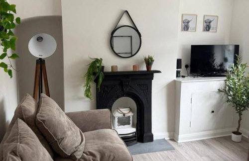 Cottage - Sleeps 4 - Pets Ok - Garden - Parking - Foto 4