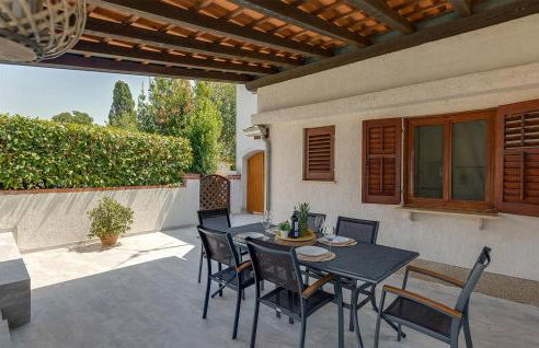 Gorgeous Home In Porec With Wifi - Photo 6