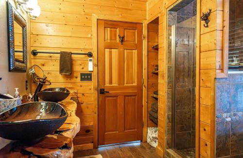 The Lodge Large Cabin, 17 Acres, Playground, Forest Access - Foto 23