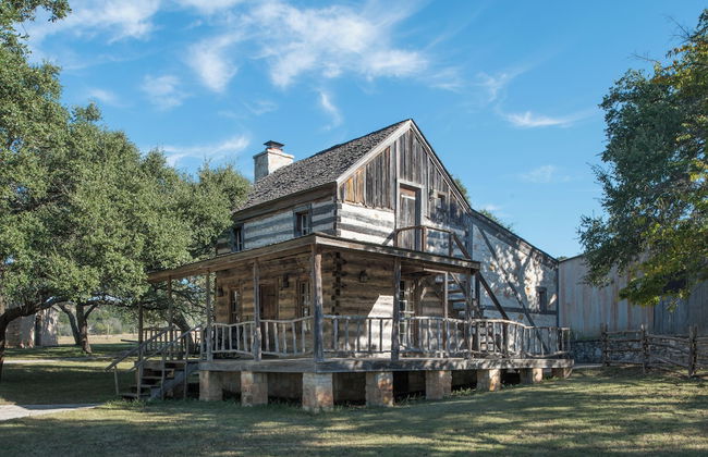 Contigo Ranch Fredericksburg - Photo 3