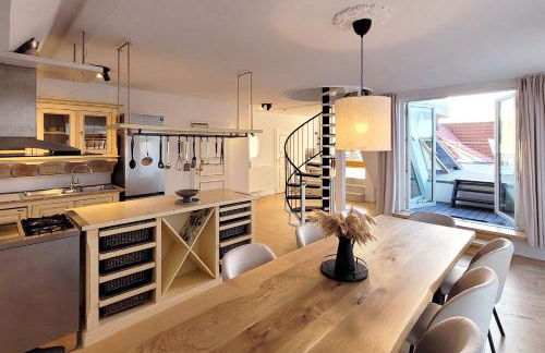 Große Penthouse Ferienwohnung mit Meerblick, Sonnenterrasse & Luxusbad von "Momentic" - Foto 3