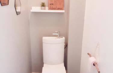 Maison ensoleillée de plain-pied ouvert sur un jardin clôturé - Foto 7