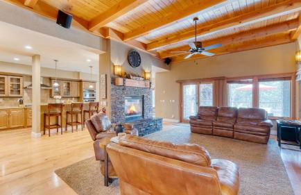 Luxe All-season Retreat by Avantstay Prime Location, Near Skiing - Foto 94