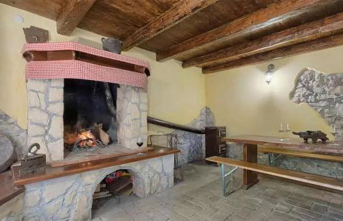 4 Bedroom Stunning Home In Labin - Foto 5