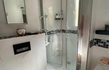 Nice - Appartement T3 rénové de 50 M2 classé 2 étoiles - Photo 27