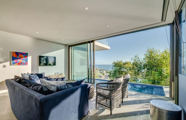 Unique Camps Bay Apartment w Private Pool Coral Sea - Foto 1