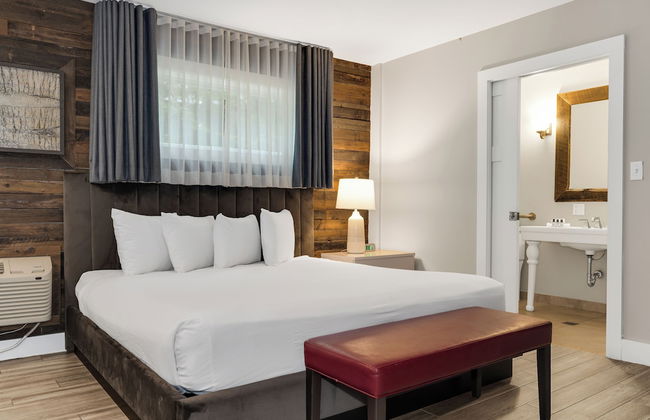 Lake Placid Inn: Residences - Photo 8