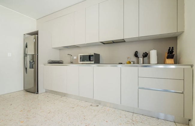 w Cozy 1BR in Casco Antiguo - Photo 9