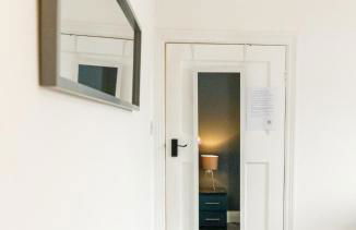 3 Bedroom Home Free Parking & WiFi Contractors Welcome! - Foto 64