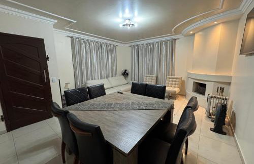 Casa Confortável e Climatizada, Perfeita para Todas as Estações - Foto 2