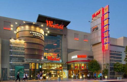 Luxury stay near Oakridge Mall for vacation/work - Foto 43