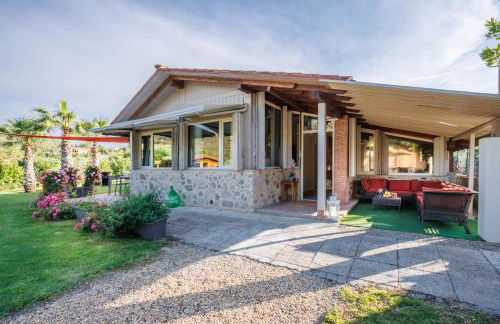 Entire Villa with Private Swimming Pool - Foto 10