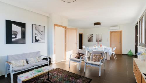 Intera villa ad uso esclusivo con 2 bagni 4 camere da letto,garage,giardino,area fitness,lavatrice,wifi - Foto 5