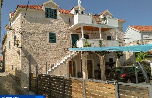 Apartment BUGA - Photo 1