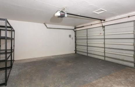 Relax in Spacious 3BR Apt Sleeps 8 and Parking - Foto 27