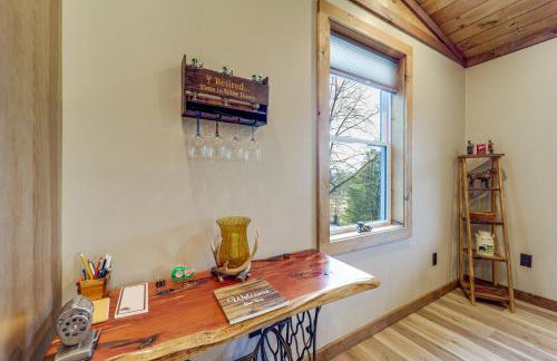 1 Mi to Watauga Lake! Modern & Rustic Mtn Hideaway - Photo 21