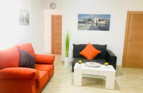 Boutique Apartment by the Sea - Photo 25