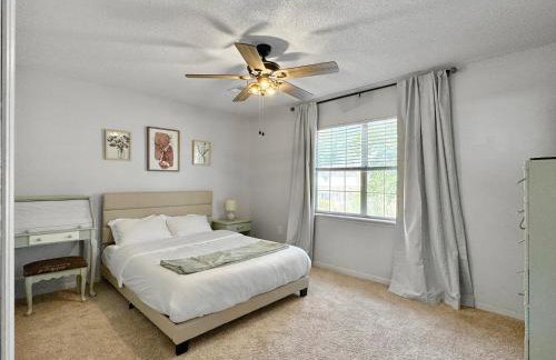 Cozy Home Away From Home - Pet-friendly, King bed - Foto 18