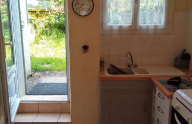 Cottage by the Chateau with pool in National Parc - Foto 10