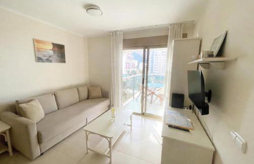 Larimar Apartament balcón y vistas al mar y al Peñón, piscina y parking - Foto 4