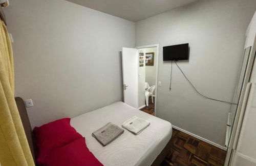 AP Novo, Cama Queen Size Nova no Centro de Blu - Foto 17