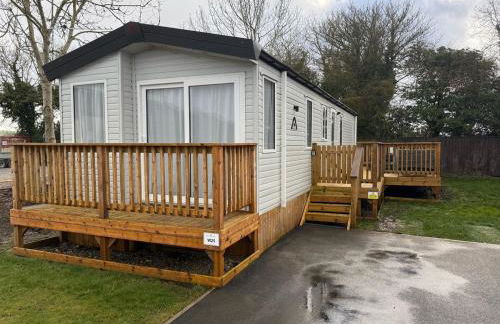 Cuckoo Lodge with Hot Tub at Brickyard Lakes - Foto 1