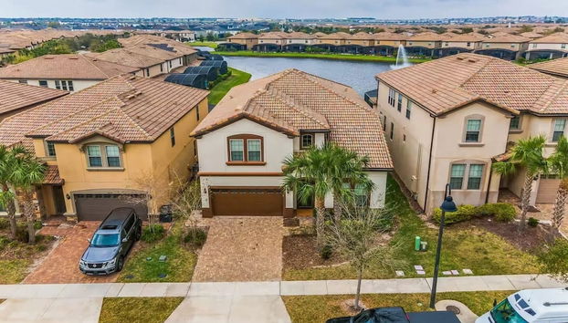 Twice-as-nice Resort Home Near Disney Pool and Game Room 20 Guests - Foto 5, Habitación