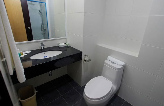 Imperial Suites Miri - Photo 13