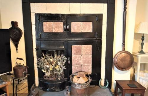 Ty Hen - Quirky Grade II Listed Cottage - Foto 8