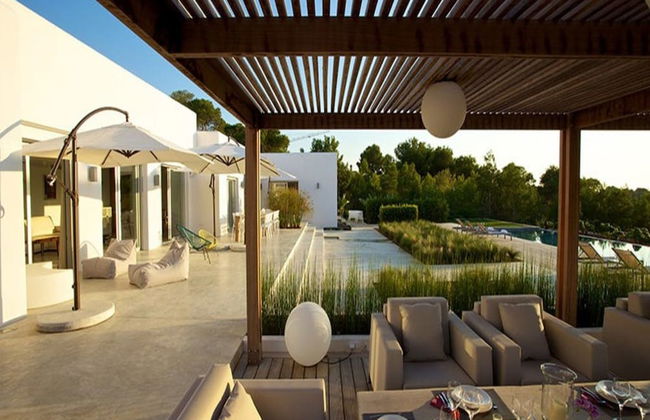 Gorgeous Villa With Views - Foto 13