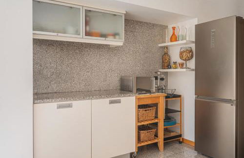 Beachfront Penthouse with Panoramic Ocean-View Terrace VIP Baia - Photo 12