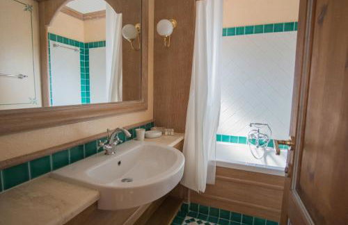 Beautiful Il Giardino degli Oleandri one bedroom Premium sleeps 4 - Foto 17