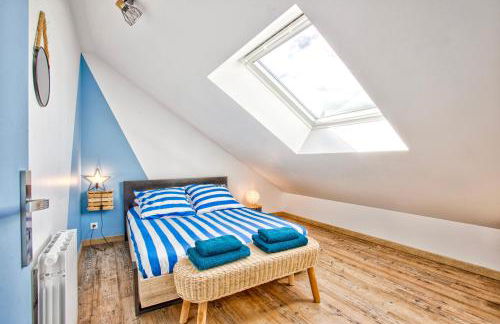 L'effet mer Maison rénovée lumineuse tout confort belle terrasse grand jardin clos sans vis à vis parking jeux pour enfants 5 mn à pied de la plage d'Asnelles et centre bourg - proche Bayeux au coeur des plages du débarquement - Foto 35