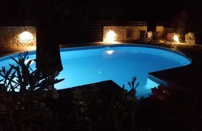 Sunny Pool Apartments - One Bedroom Apartment - Foto 9