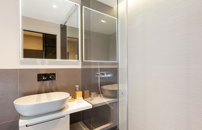 easyhomes - Duomo Suites & Apartments - Photo 35