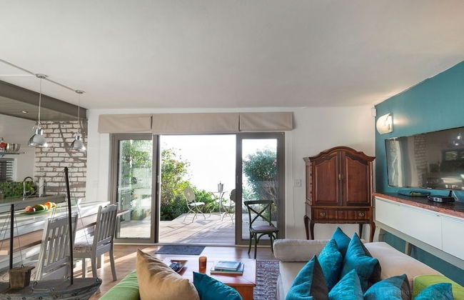 Watercolours Studios - Photo 18