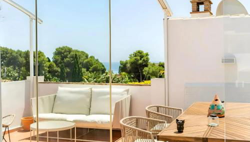 The Marbella Beach House - 4min Walk to the Sea - Photo 1