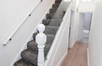 5 Bed Family Home in Treharris, Sleeps 1, Near Bike Park Wales - Foto 10