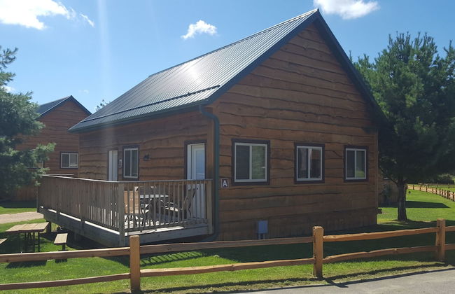 Edge-O-Dells Resort - 21 and Older - Photo 55