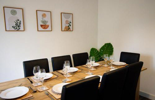 5 Bedroom House - Sleeps 10 - Parking - Trowbridge - Foto 17