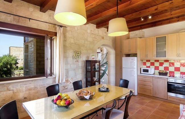 Villa in Kamisiana With Private Pool & Beach - Photo 9