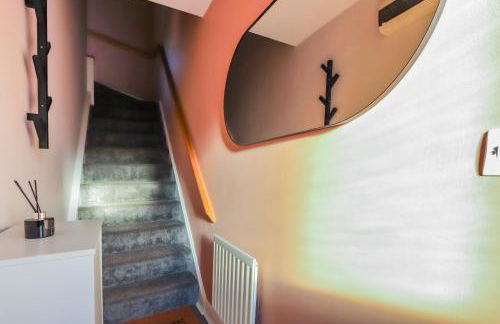 Noah Suite - Central 2BR Apartment with Parking & WIFI - Foto 6