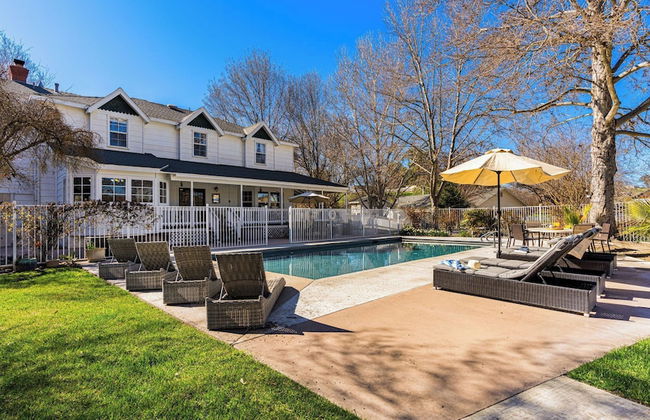 Victorian Manor In Paso Robles Wine Country + Pool, Hot Tub, Firepit, Tennis Court Sleeps 28 - Foto 68