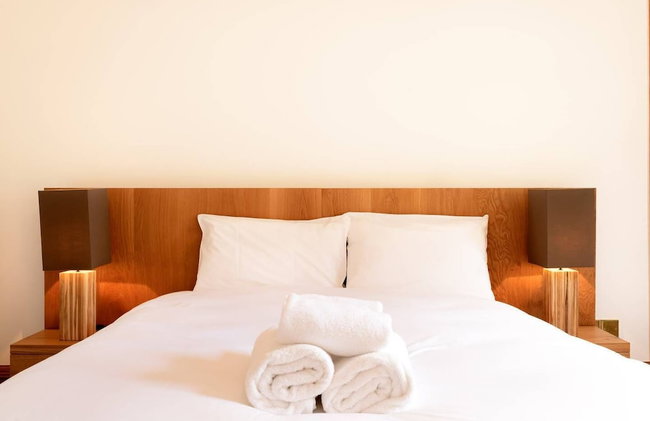 JOIVY 5 Bedroom Apt Near Meadows & George Square - Foto 29